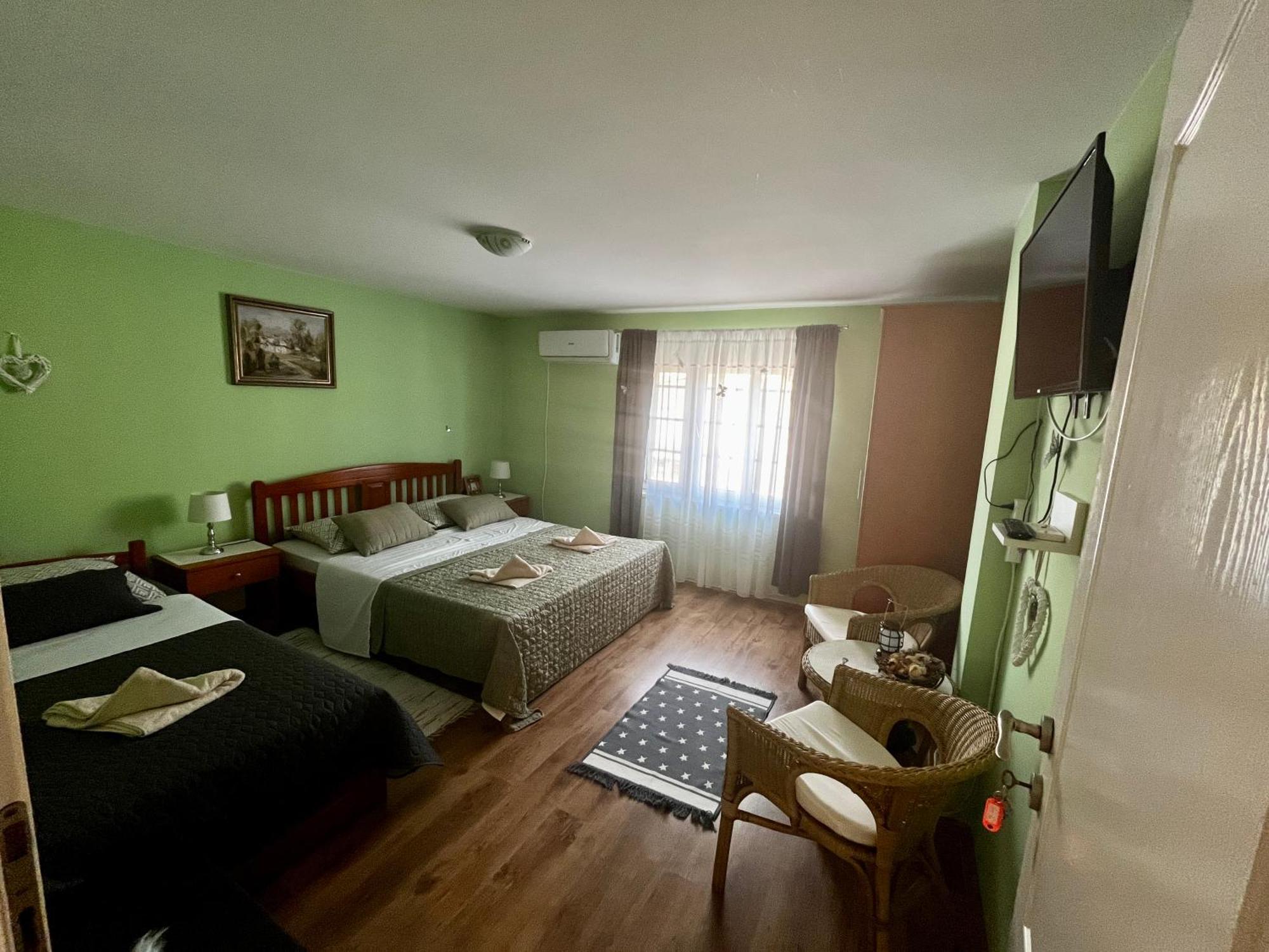Apartman Simona เวิร์ดนิค ภายนอก รูปภาพ