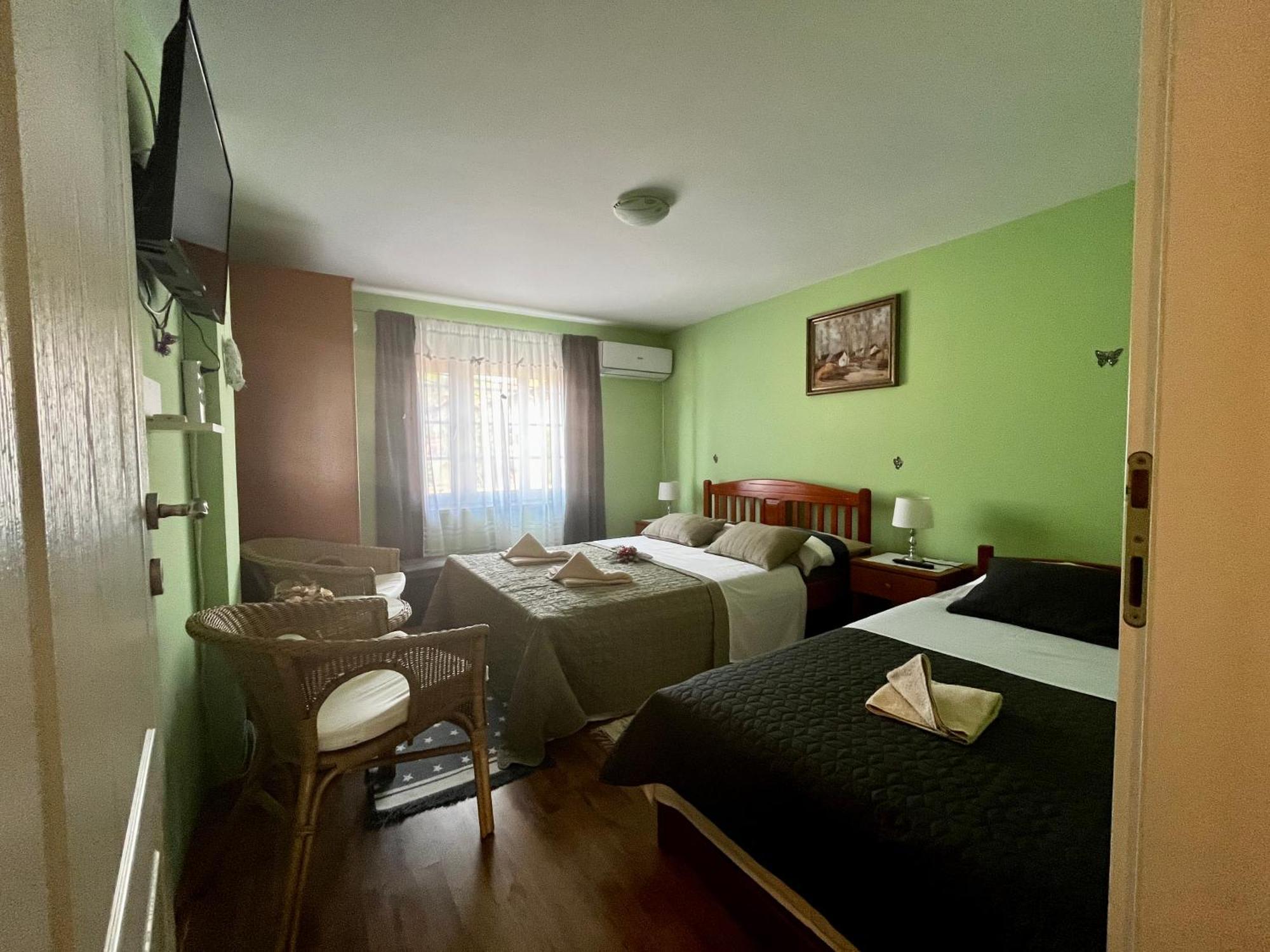Apartman Simona เวิร์ดนิค ภายนอก รูปภาพ